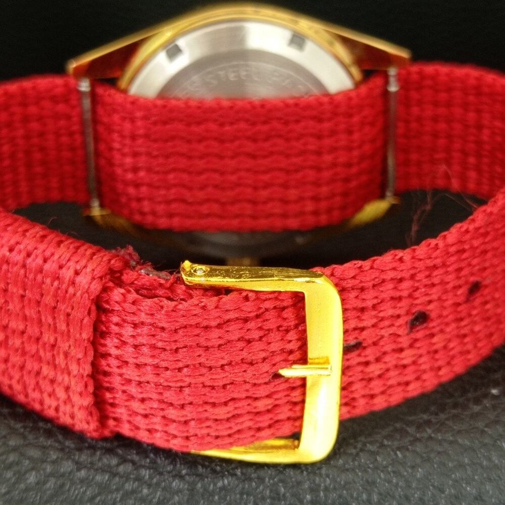 Vintage 1987 Citizen Automatic Mens Gold Watch W/daydate & Red accents - Picture 2 of 10